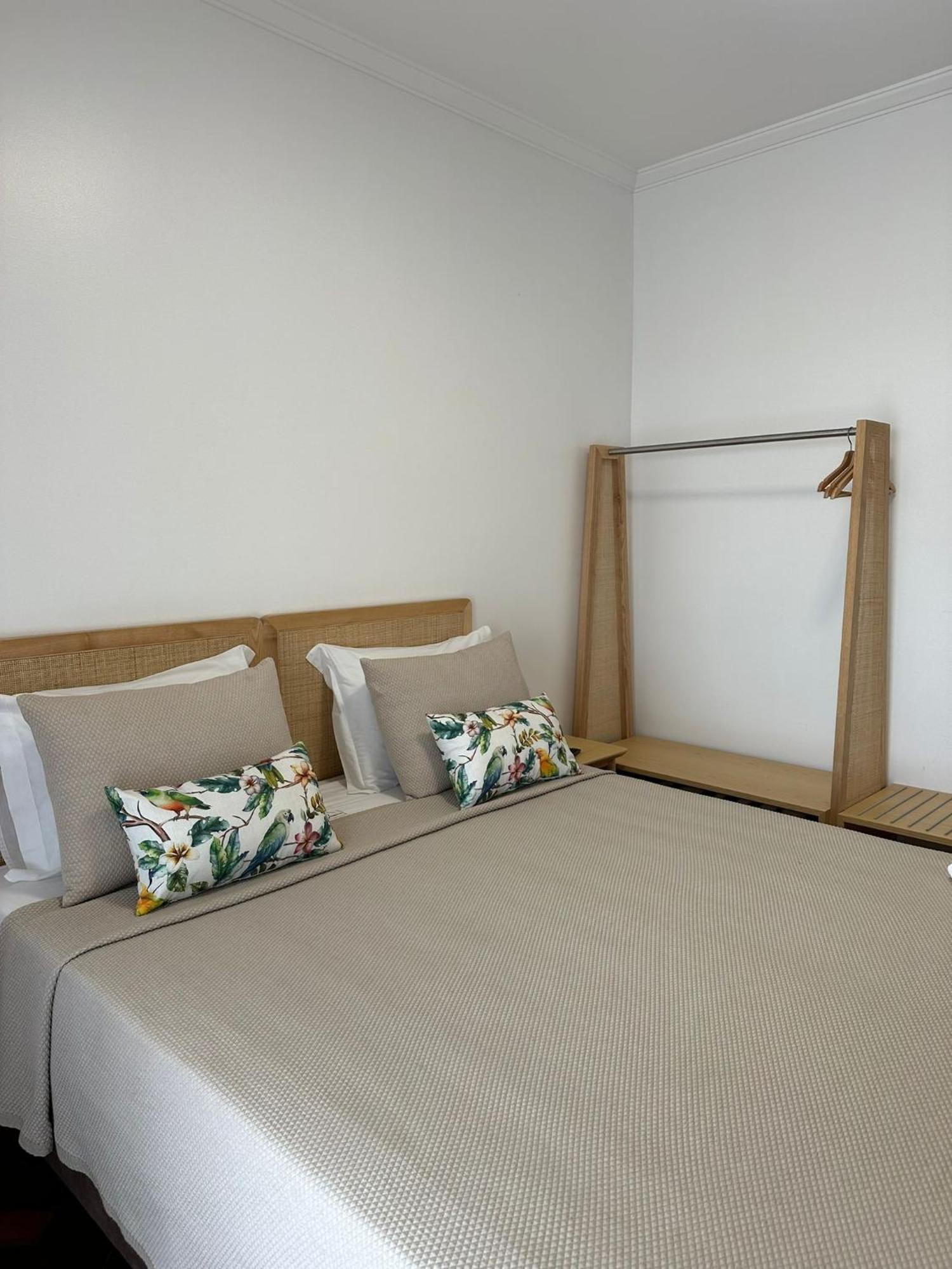 Mj Guest house *