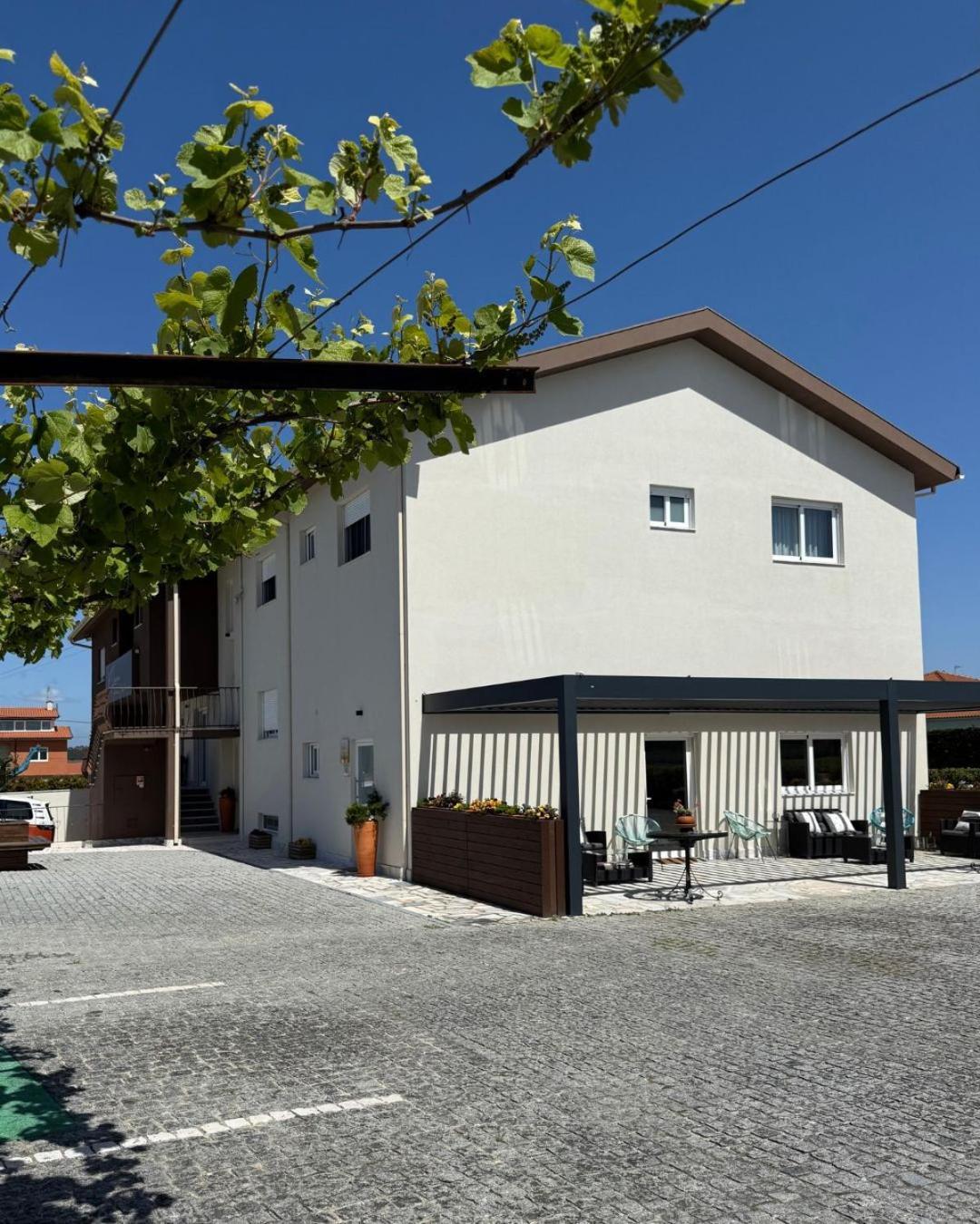 Mj Guest house